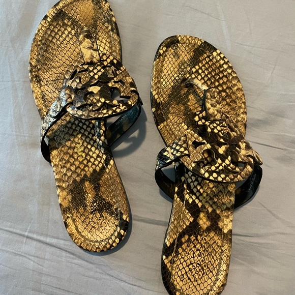Lightly used Tory Burch flip flops in brown snakeskin - Picture 7 of 8